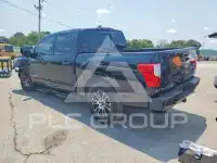 2023 Nissan TITAN фото