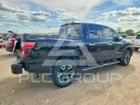 2023 Nissan TITAN фото