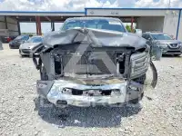 2023 Nissan TITAN фото