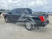 2023 Nissan TITAN фото