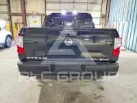 2023 Nissan TITAN фото