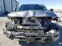 2023 Nissan TITAN фото