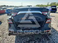 2023 Nissan MAXIMA photo