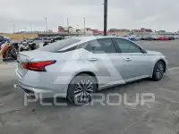 2023 Nissan ALTIMA photo