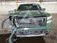 2023 Nissan FRONTIER photo