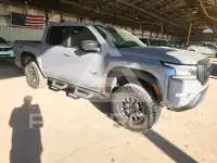 2023 Nissan FRONTIER photo