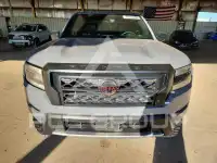 2023 Nissan FRONTIER photo