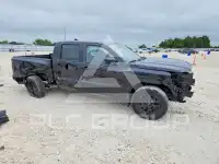 2023 Nissan FRONTIER фото