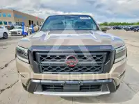 2023 Nissan FRONTIER photo