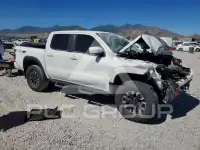 2023 Nissan FRONTIER фото
