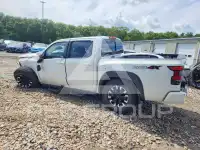 2023 Nissan FRONTIER фото