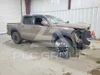 2023 Nissan FRONTIER фото
