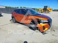 2023 Nissan KICKS фото