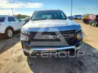 2023 Chevrolet Suburan photo