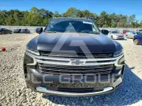 2023 Chevrolet Suburan photo
