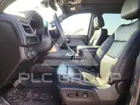 2023 Chevrolet Suburan фото