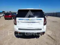 2023 Chevrolet Suburan photo