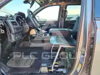 2023 Chevrolet Suburan photo