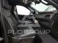 2023 Chevrolet Suburan photo