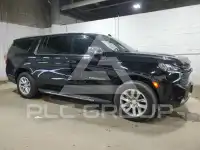 2023 Chevrolet Suburan photo