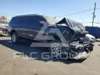 2023 Chevrolet Suburan фото