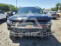 2023 Chevrolet Suburan photo
