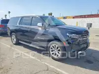 2023 Chevrolet Suburan photo
