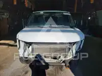 2023 Chevrolet Express фото