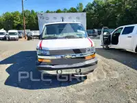 2023 Chevrolet Express фото