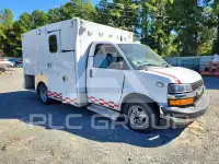 2023 Chevrolet Express photo