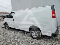 2023 Chevrolet Express фото