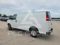 2023 Chevrolet Express фото