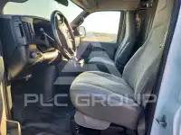 2023 Chevrolet Express фото