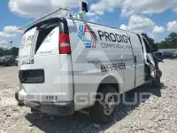 2023 Chevrolet Express фото