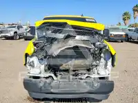 2023 Chevrolet Express фото
