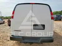 2023 Chevrolet Express фото