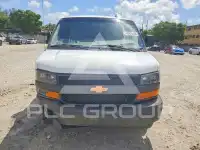 2023 Chevrolet Express фото