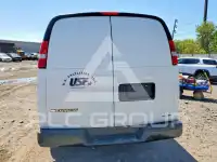2023 Chevrolet Express фото