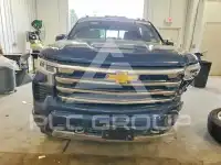2023 Chevrolet Silverado фото