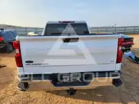 2023 Chevrolet Silverado фото