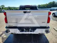 2023 Chevrolet Silverado фото