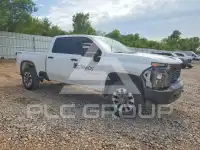 2023 Chevrolet Silverado фото