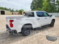 2023 Chevrolet Silverado фото