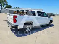 2023 Chevrolet Silverado фото