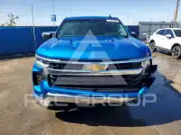 2023 Chevrolet Silverado photo