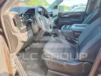 2023 Chevrolet Silverado фото