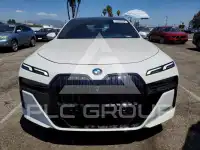 2023 BMW 740 фото