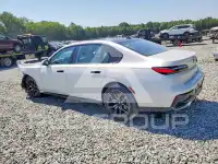 2023 BMW 740 фото