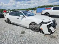 2023 BMW 740 фото