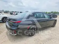 2023 BMW 740 фото